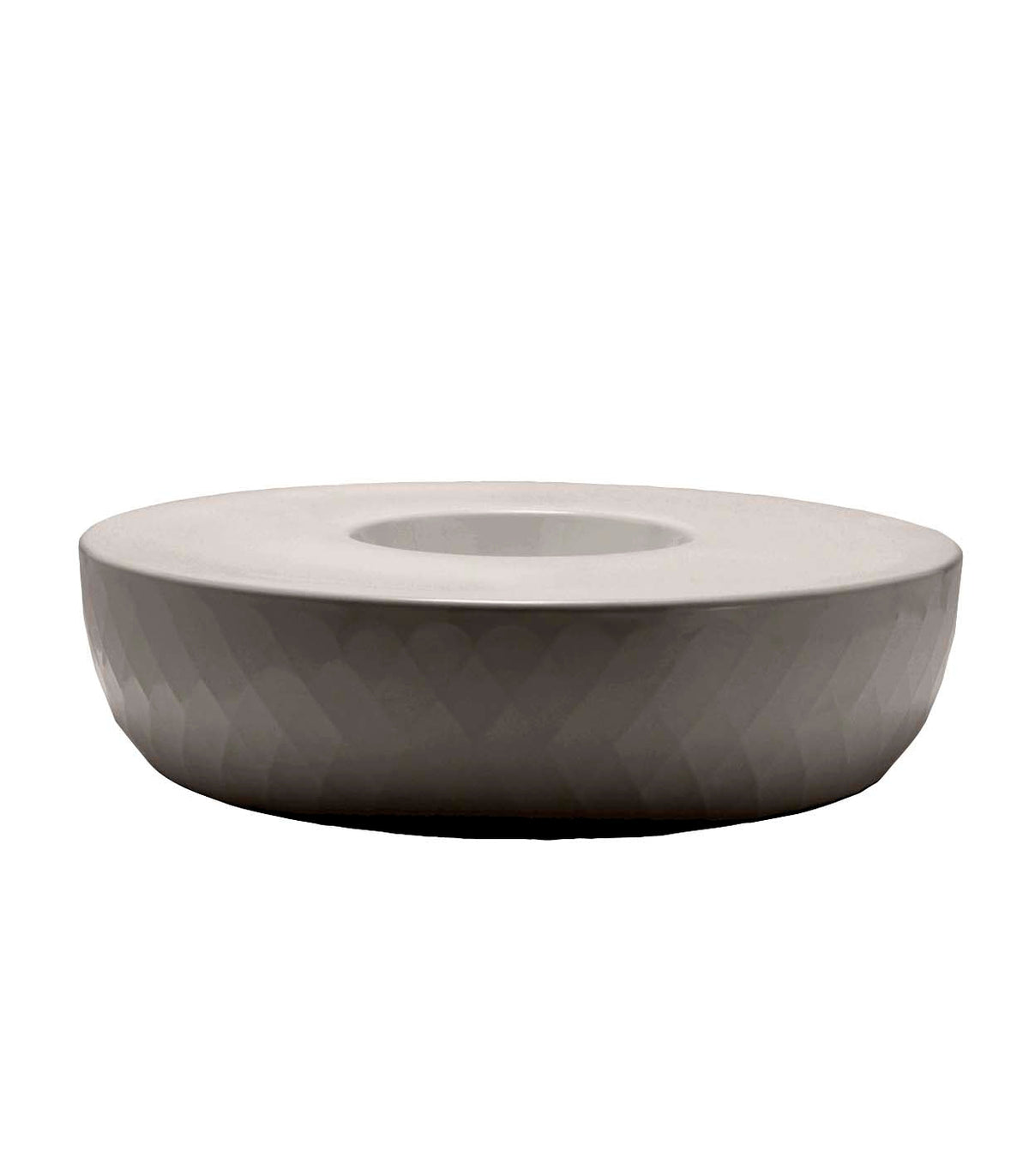 Vases Island planter by Vondom in sustainable design, modern statement planter for indoor and outdoor spaces – Modern Coastal Living.tortora | Tortora