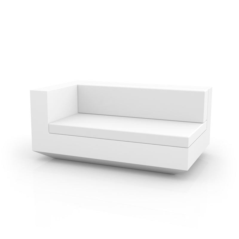 White Vela sofa right XL by Ramón Esteve for Vondom, oversized modular sofa in eco-luxury design made from Mediterranean recycled plastic – Modern Coastal Living.| White