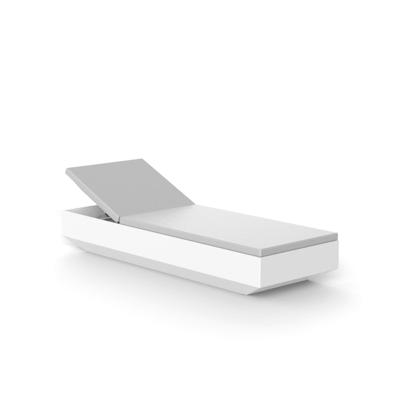 White Vela sun lounger by Ramón Esteve for Vondom, outdoor chaise made from recycled Mediterranean plastic – Modern Coastal Living.|White
