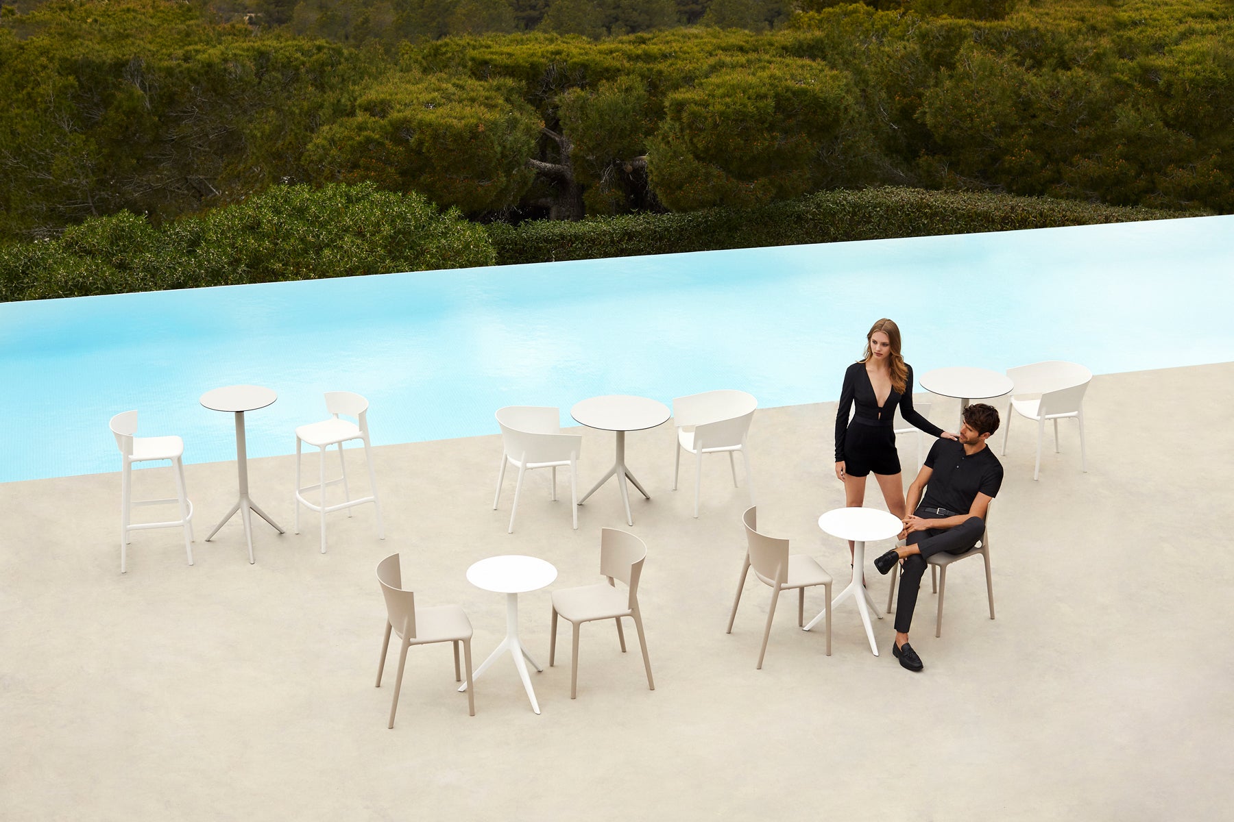 Africa lounge chair