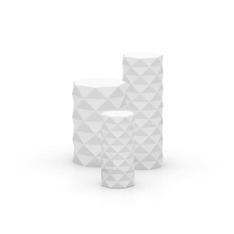 Marquis light collection by Vondom, faceted sculptural lamps in sustainable design – Modern Coastal Living.