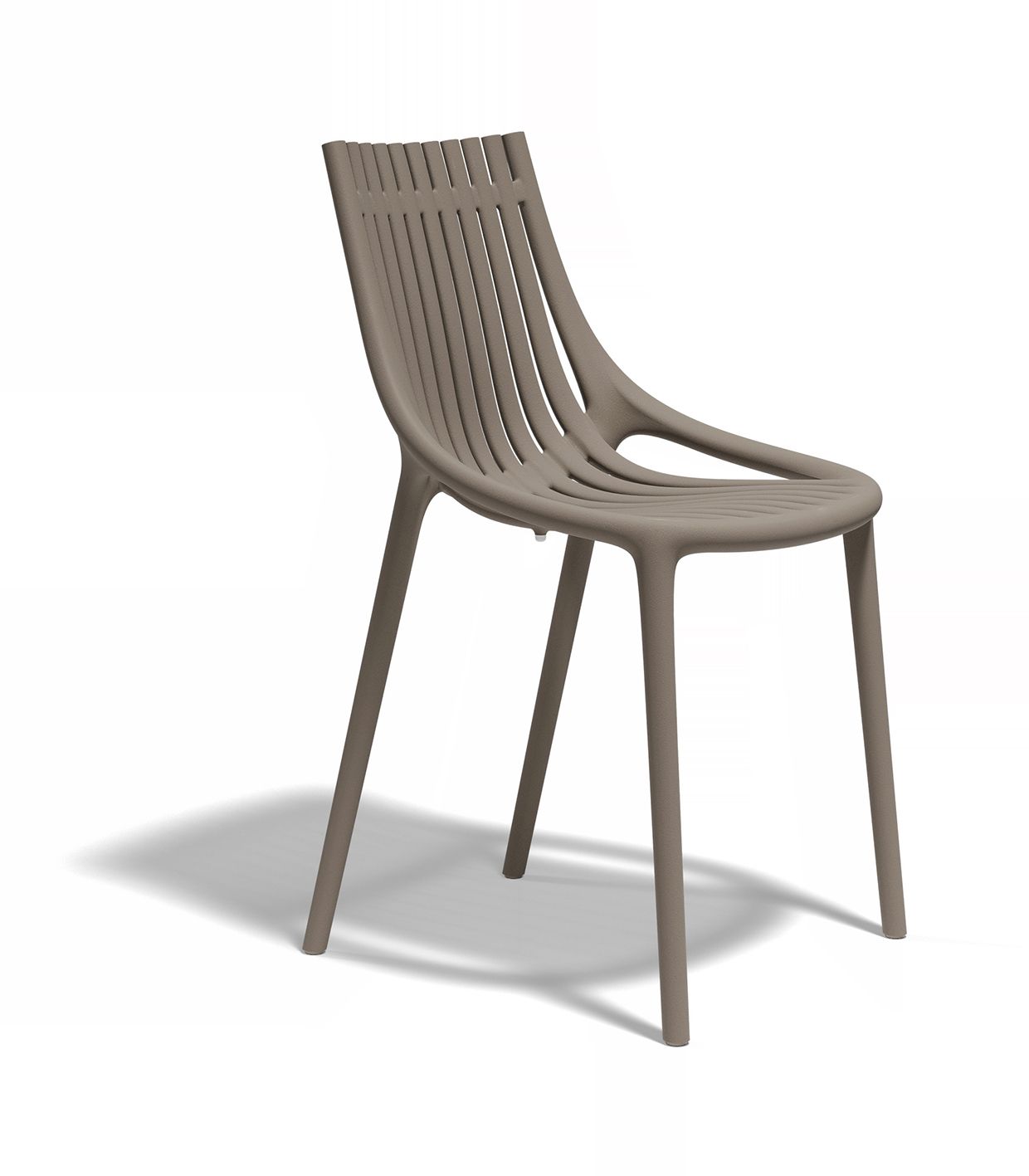 Tortora Ibiza chair by Eugeni Quitllet for Vondom, eco-luxury dining chair in Mediterranean recycled plastic – Modern Coastal Living.| Tortora