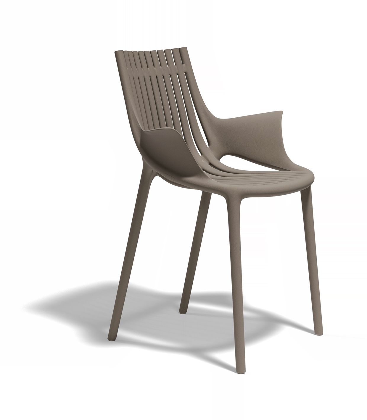 Tortora Ibiza armchair by Eugeni Quitllet for Vondom, luxury outdoor seating in reclaimed elegance crafted from Mediterranean recycled plastic – Modern Coastal Living.| Tortora