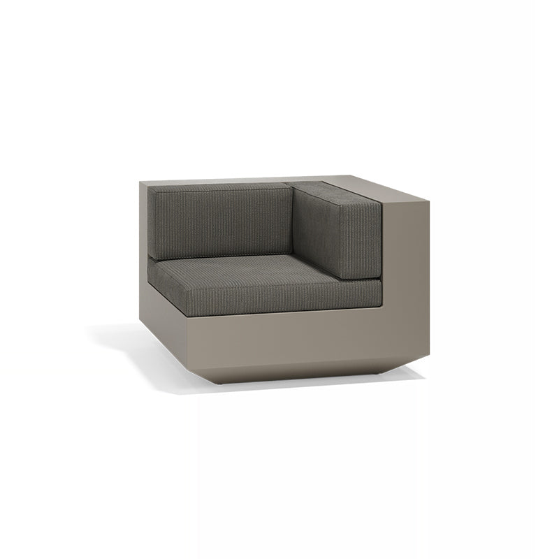 Tortora Vela sofa corner by Ramón Esteve for Vondom, modular seating in refined reclaimed design made from Mediterranean recycled plastic – Modern Coastal Living.| Tortora