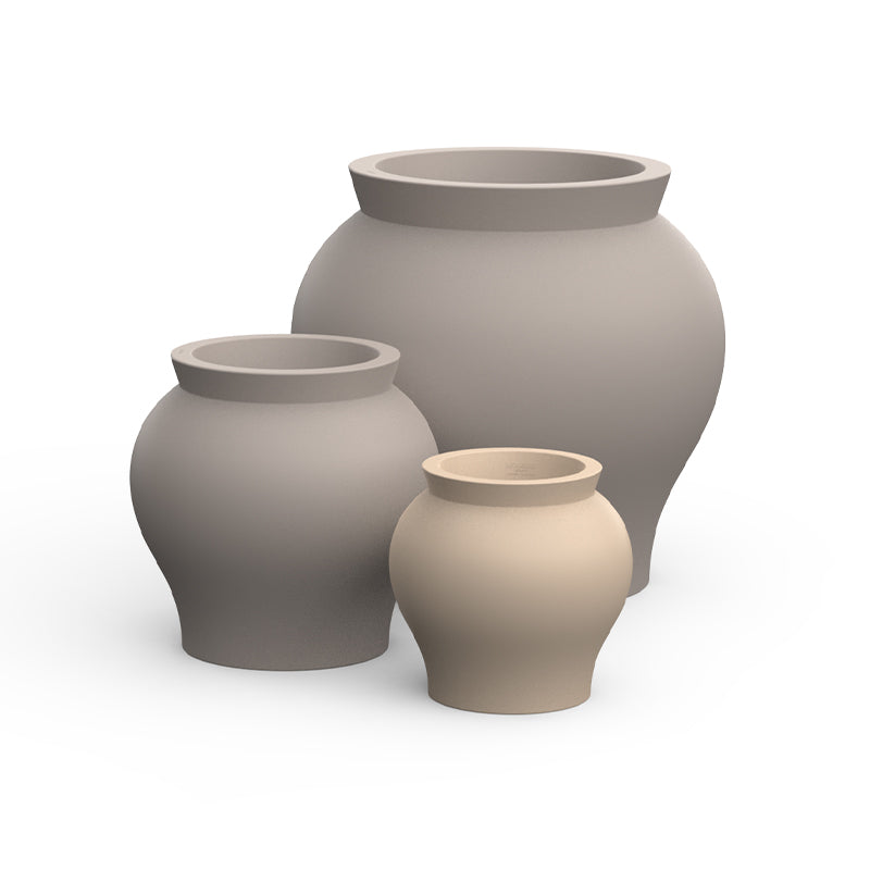 Venus planter collection by Vondom, sustainable modern planters in various sizes for indoor and outdoor spaces – Modern Coastal Living.