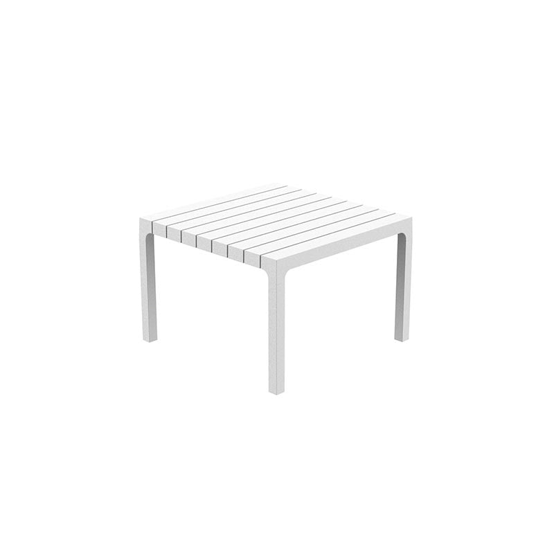White Spritz low coffee table by Archirivolto Design for Vondom, eco-luxury outdoor accent table made from Mediterranean recycled plastic – Modern Coastal Living.| White